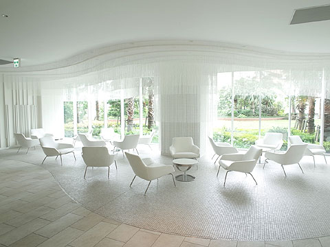 ロビー　R0056283