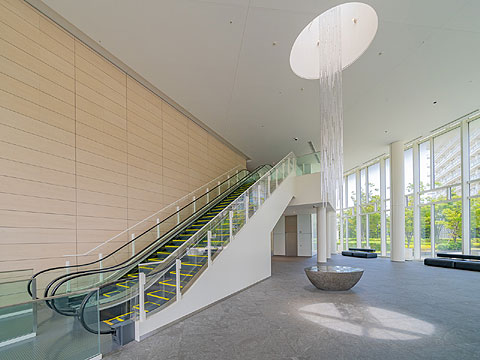 エントランス　エントランスホール