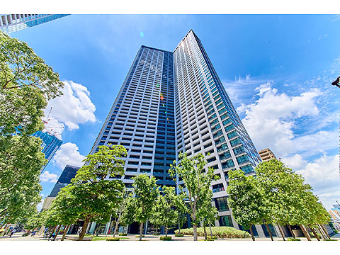 現地外観写真 トライスター型タワーレジデンス