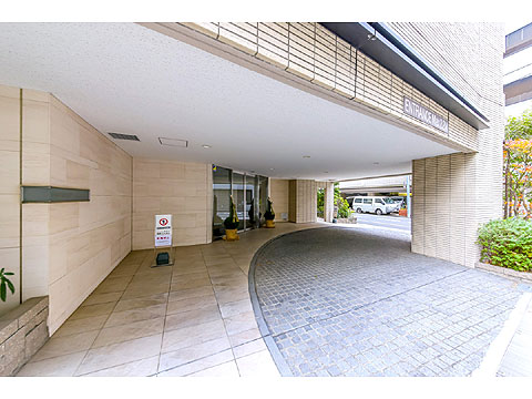 エントランス ③