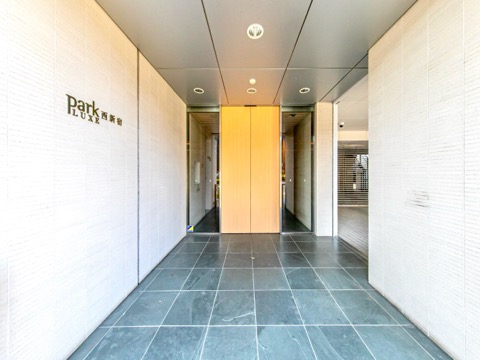 その他共用部　マンション１階部分カフェ