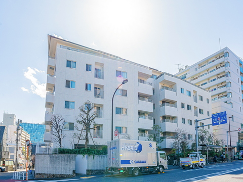 エントランス　エントランスホール