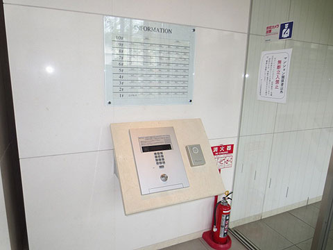 現地外観写真　インターフォンオートロック