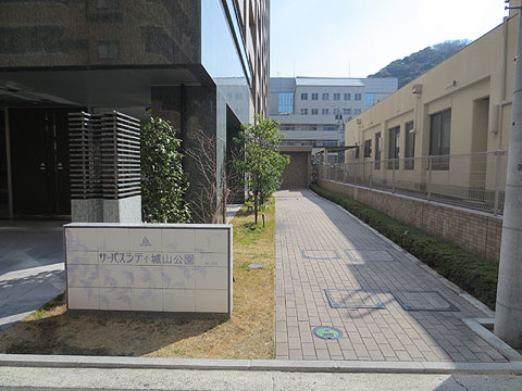 現地外観写真 アプローチ