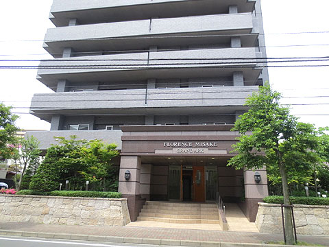 現地外観写真　建物外観