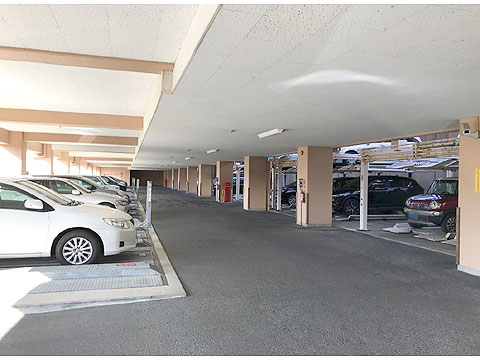 駐車場　駐車場.