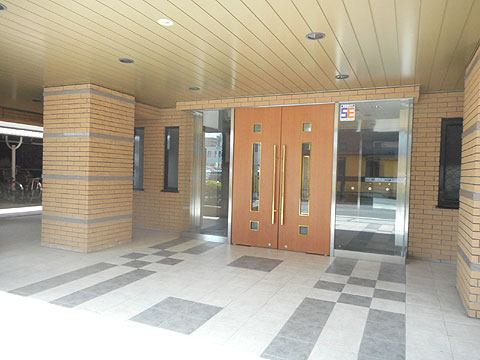 エントランス　エントランス