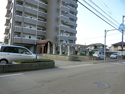 現地外観写真 建物外観