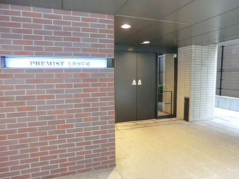 エントランス　エントランスホール