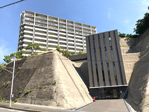 現地外観写真 建物外観写真