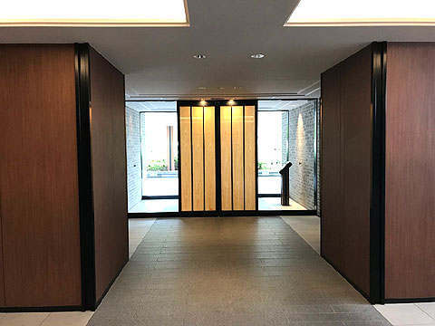 エントランス エントランス