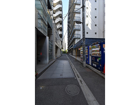 現地外観写真 前面道路北西側より撮影