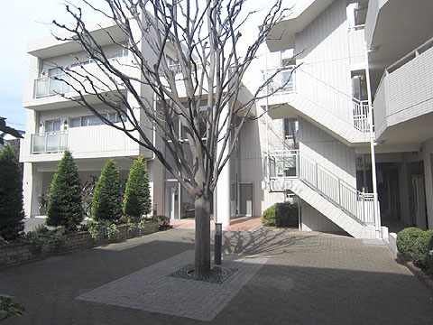 その他共用部　中庭