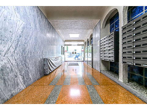 エントランス エントランス