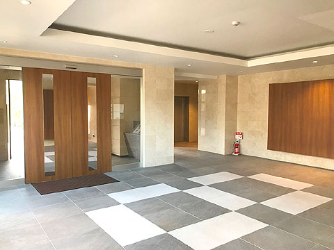 エントランス　エントランス