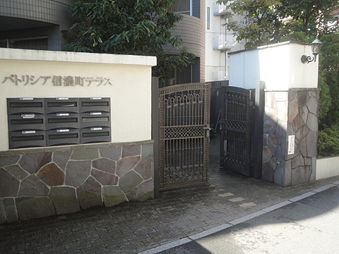 その他共用部　エントランス2