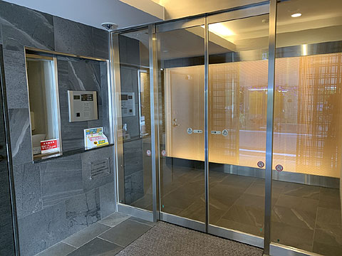 エントランス　ロビー