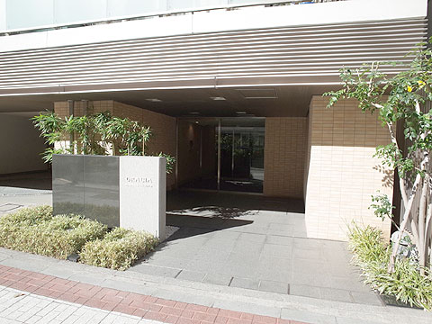 エントランス　R0071403