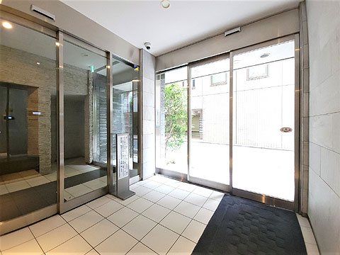 エントランス エントランス・風除室