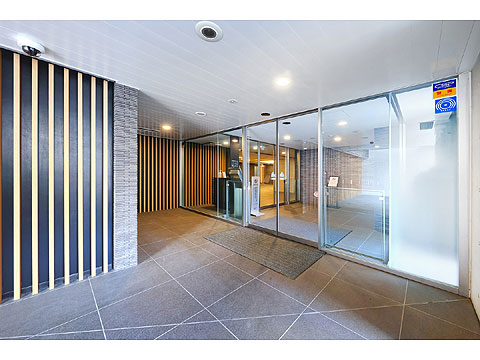 エントランス　風除室