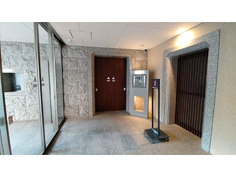 エントランス エントランス