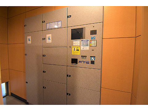 その他共用部　宅配ＢＯＸ　不在時の荷物の受け取りに重宝します