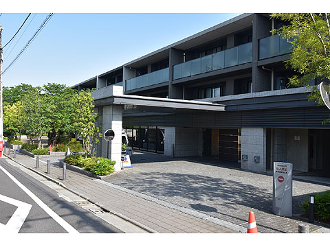 エントランス　エントランス外観