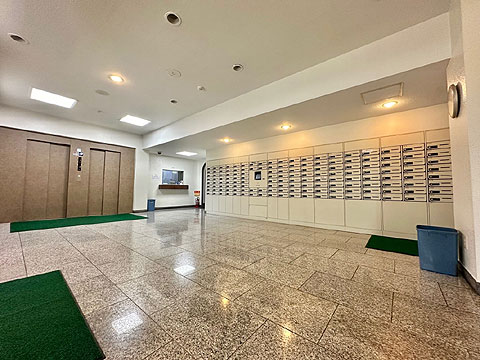 エントランス　ロビー1