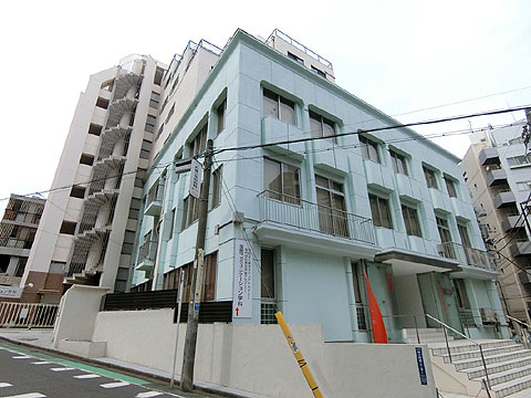 現地外観写真　大規模修繕工事前の外観写真　2021年2月撮影