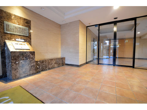 エントランス　風除室