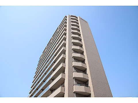 現地外観写真　サーパス皆実町ネオスタイル東館7