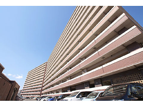 現地外観写真　マンション外観写真