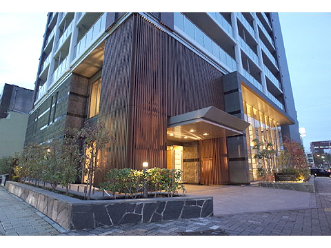 現地外観写真 建物外観