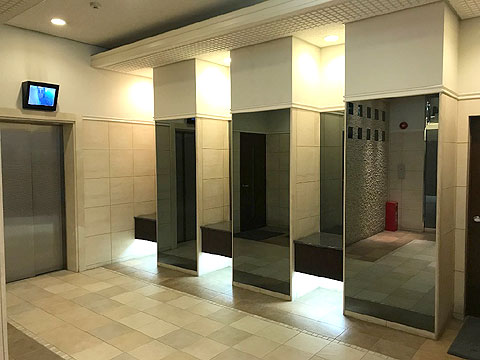 エントランス　エントランス