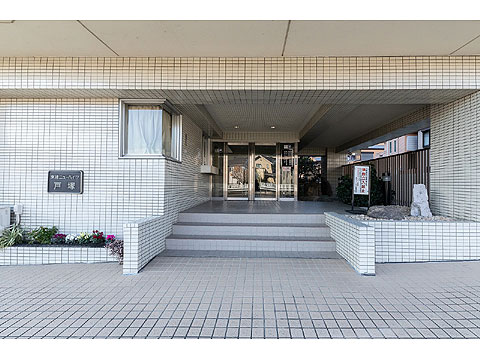 エントランス ■エントランス