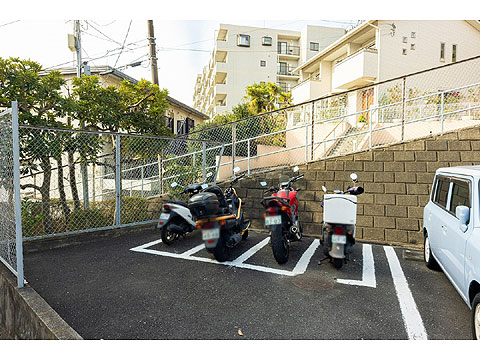 駐車場 駐輪場2