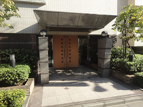 現地外観写真　エンブレム