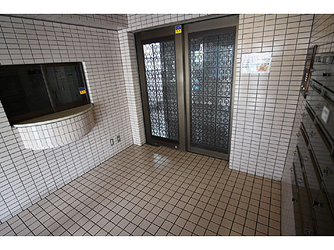 エントランス 027