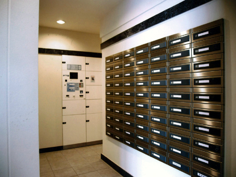 その他共用部 メール・宅配コーナー