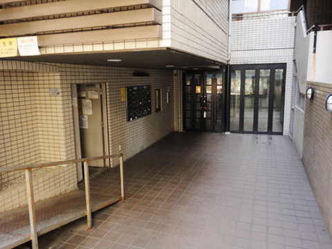 その他共用部 エントランス2