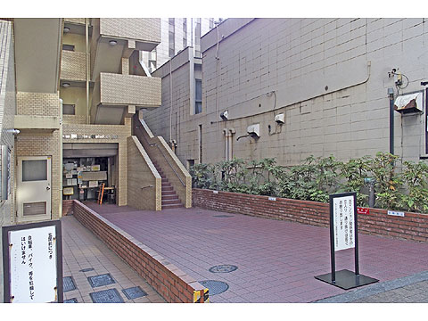 エントランス P4030186