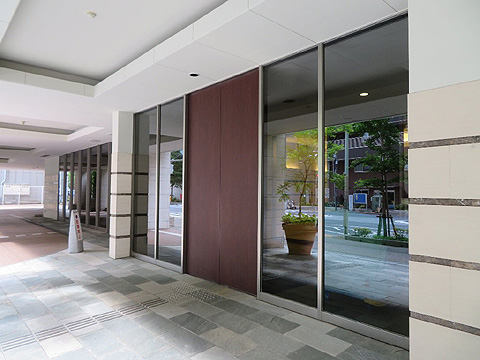 エントランス　IMG_8229