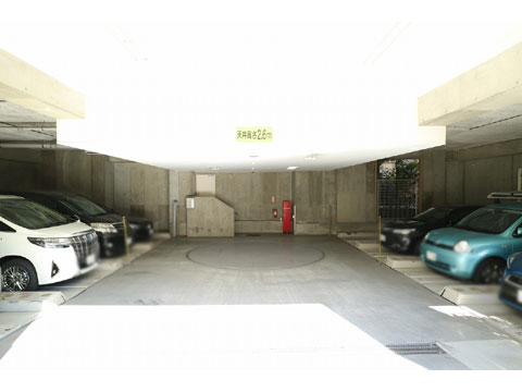 駐車場　IMG_7468