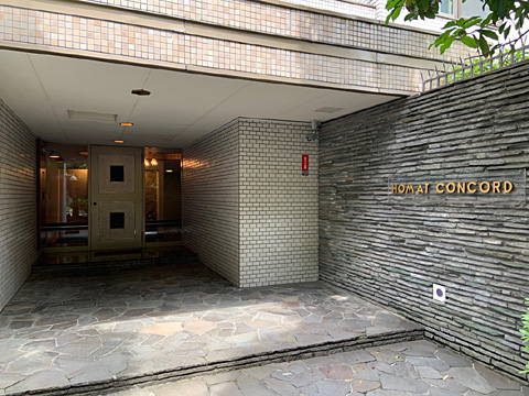 エントランス　エントランス