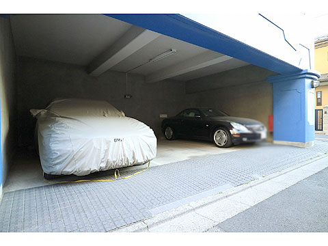 駐車場　駐車場