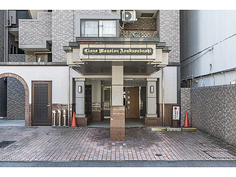 エントランス　エントランス