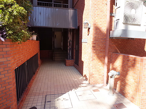 エントランス 外観