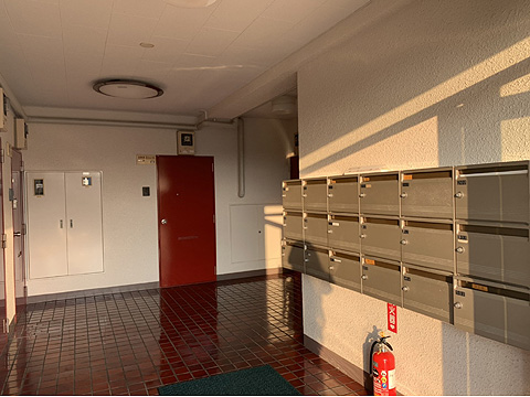 エントランス　エントランス