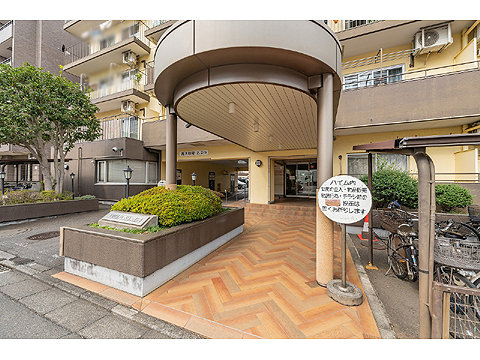 エントランス　エントランス外観