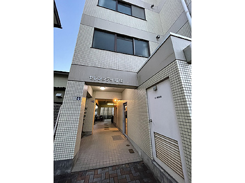 エントランス　エントランス